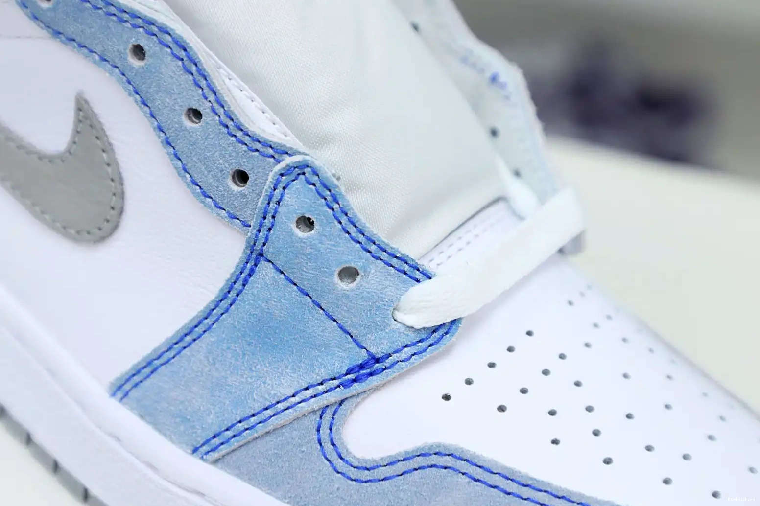 RETRO 'HYPER ROYAL' HIGH JORDAN OG Kimikick AIR 1 0405
